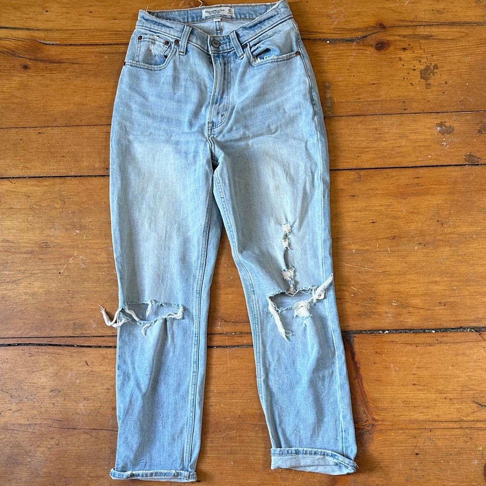 Stylish Light Blue Distressed Women Jeans